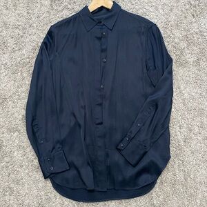 Rag & Bone classic button down in silky midnight navy blue